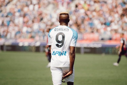  纽卡斯尔天价报价意甲金靴  