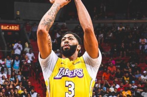  热火主场连胜遭终结无缘东部前三  