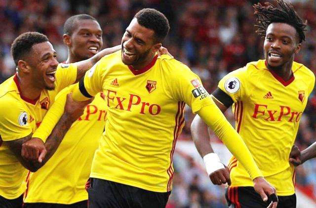  热刺租借球星爆发，贝利斯双响击溃埃弗顿  