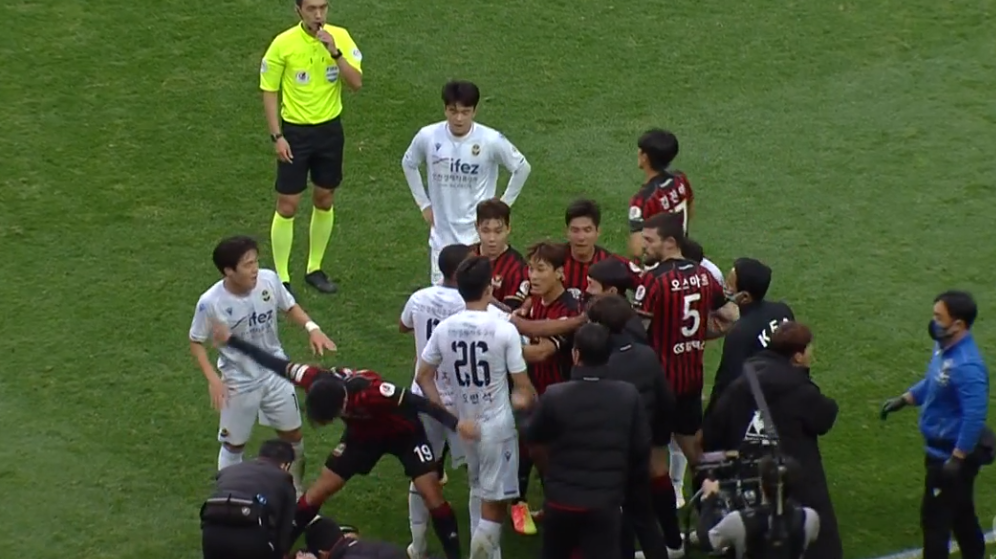  科隆老将宝刀未老，关键进球助球队逃离降级区